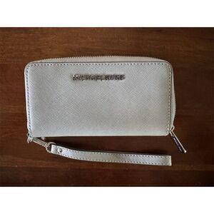 Michael Kors Women's Gray Saffiano Leather Wristlet Wallet